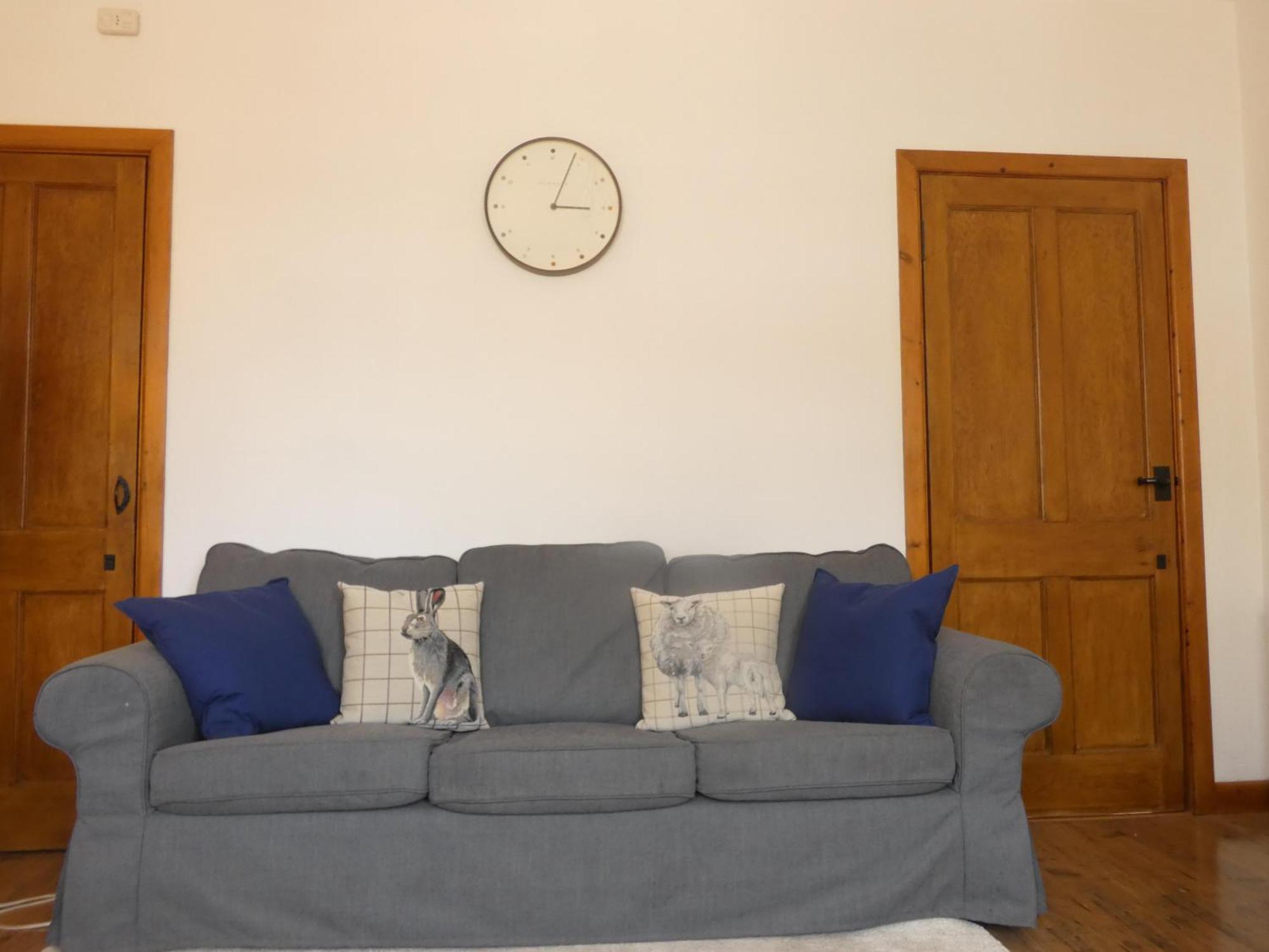 Central 2-Bed Flat In EDI Exterior photo