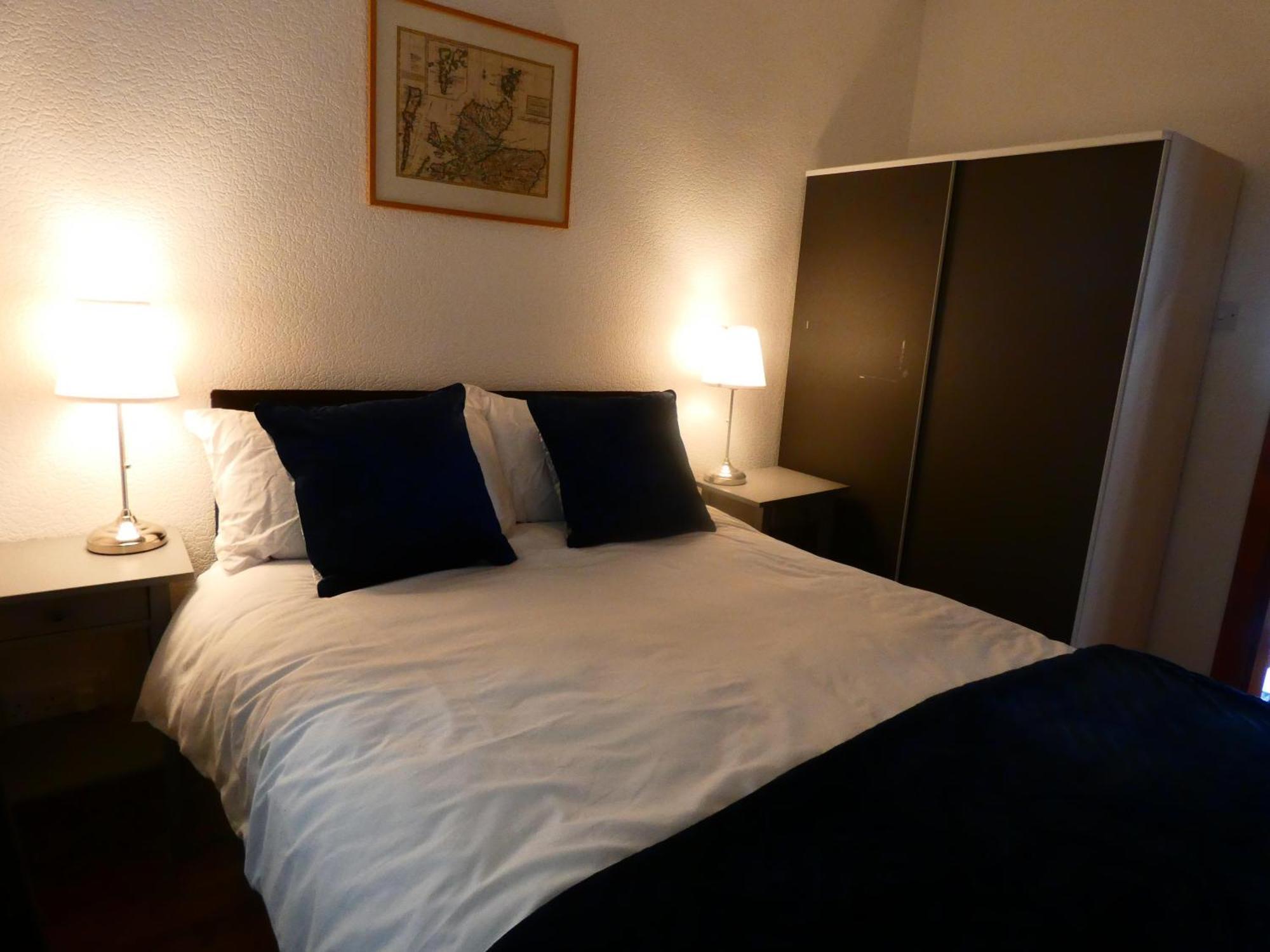 Central 2-Bed Flat In EDI Exterior photo